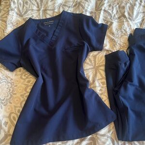 Mandala scrubs good condition